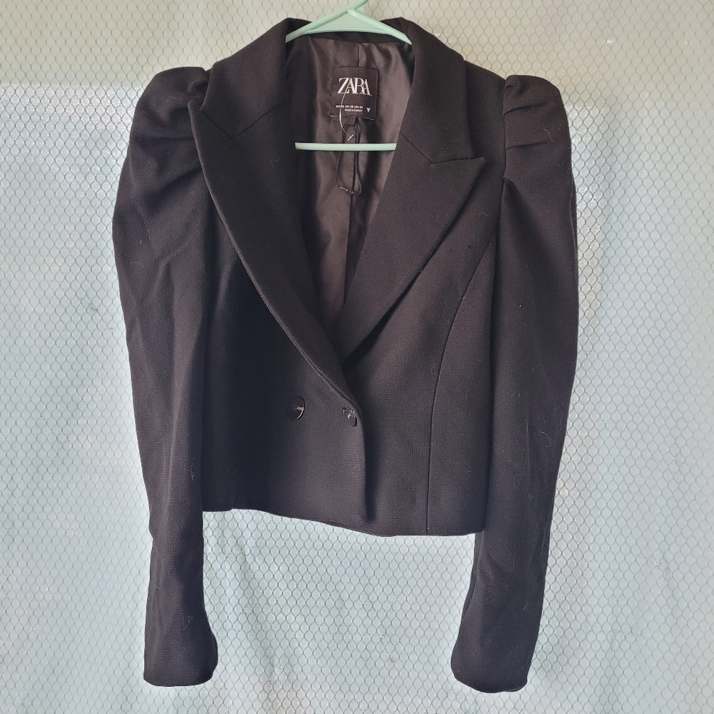 NWOT ZARA BLACK TEXTURED CROPPED WRAP TOP JACKET Sz XS - Picture 2 of 4